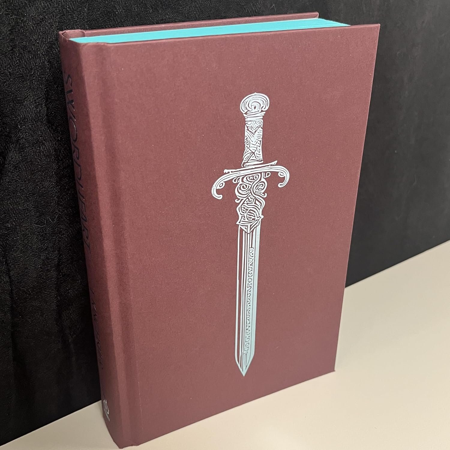 Swordheart (Swordheart, 1) DELUXE EDITION - Image 2